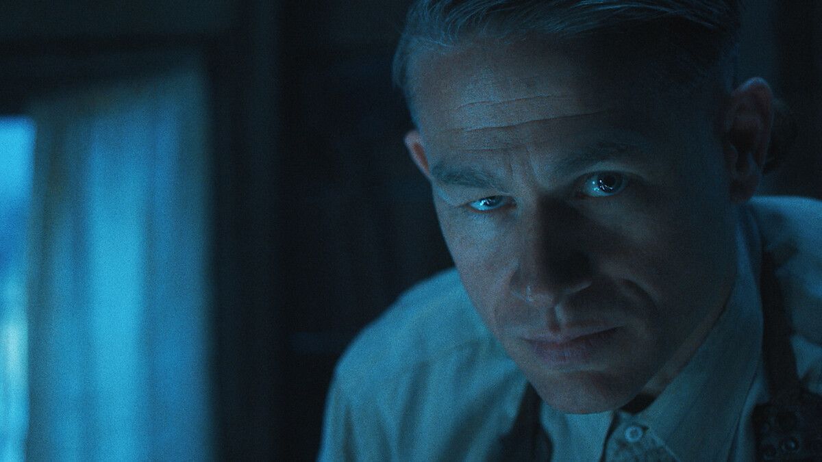 Monster: The Ed Gein Story (Image via Netflix)