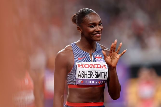 Olympian Dina Asher-Smith poses in green bikini during vacation at Cayman Islands amid track off-season