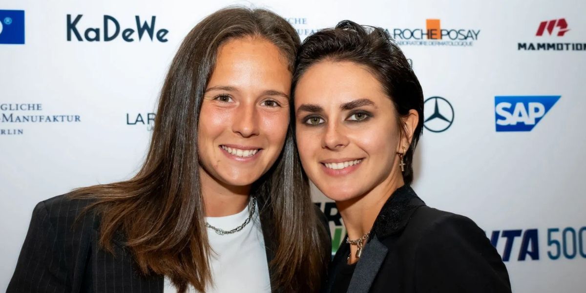 Daria Kasatkina (left) and Natalia Zabiiako (right), Source: Getty