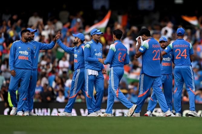 "When a player is not in form, everyone starts talking" - Harbhajan Singh praises Team India star after AUS vs IND 2025 3rd ODI