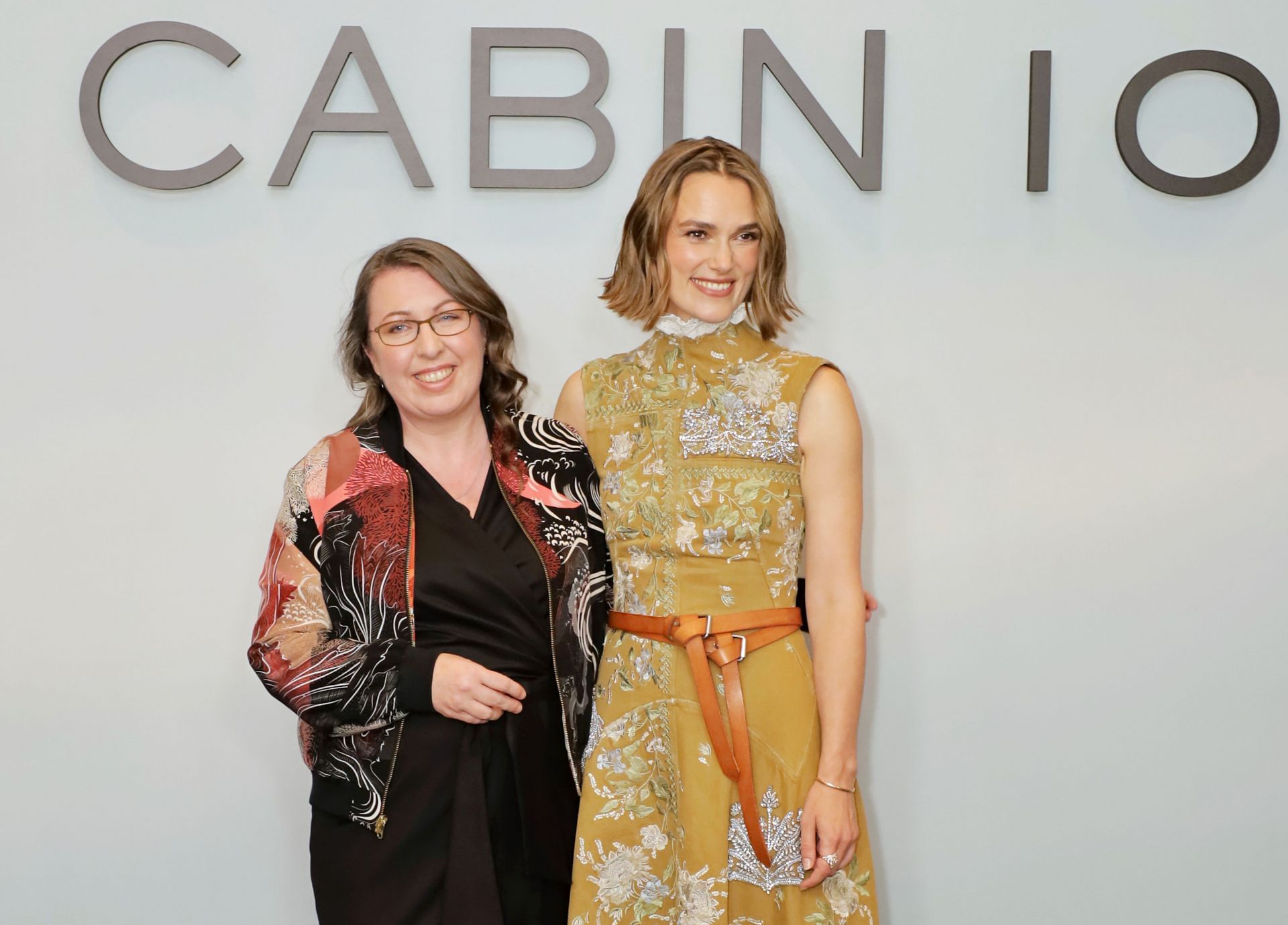 Ruth Ware and Keira Knightley at The Woman In Cabin 10 Film Premiere (Image via Getty)