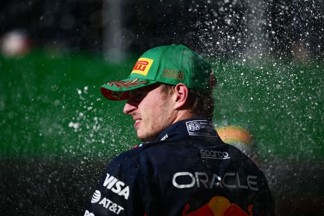 Ferrari icon showers praise on Max Verstappen's first lap antics in the Mexican GP