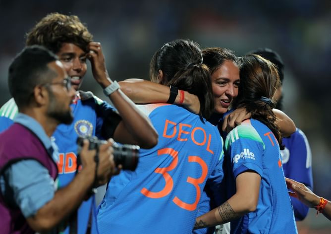 Harmanpreet Kaur breaks down as India script history with record chase to storm into Women's World Cup 2025 final [Watch]