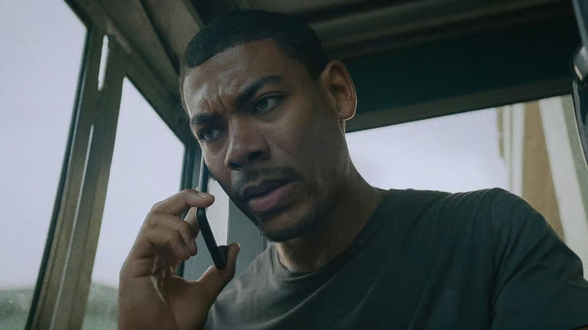 Aaron Pierre in Rebel Ridge (Image via Netflix)