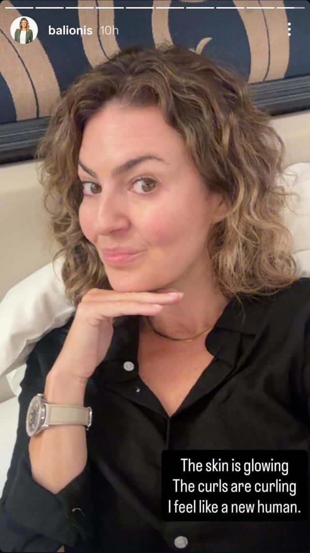 Amanda Balionis' status ( via Amanda Balionis' Instagram story)