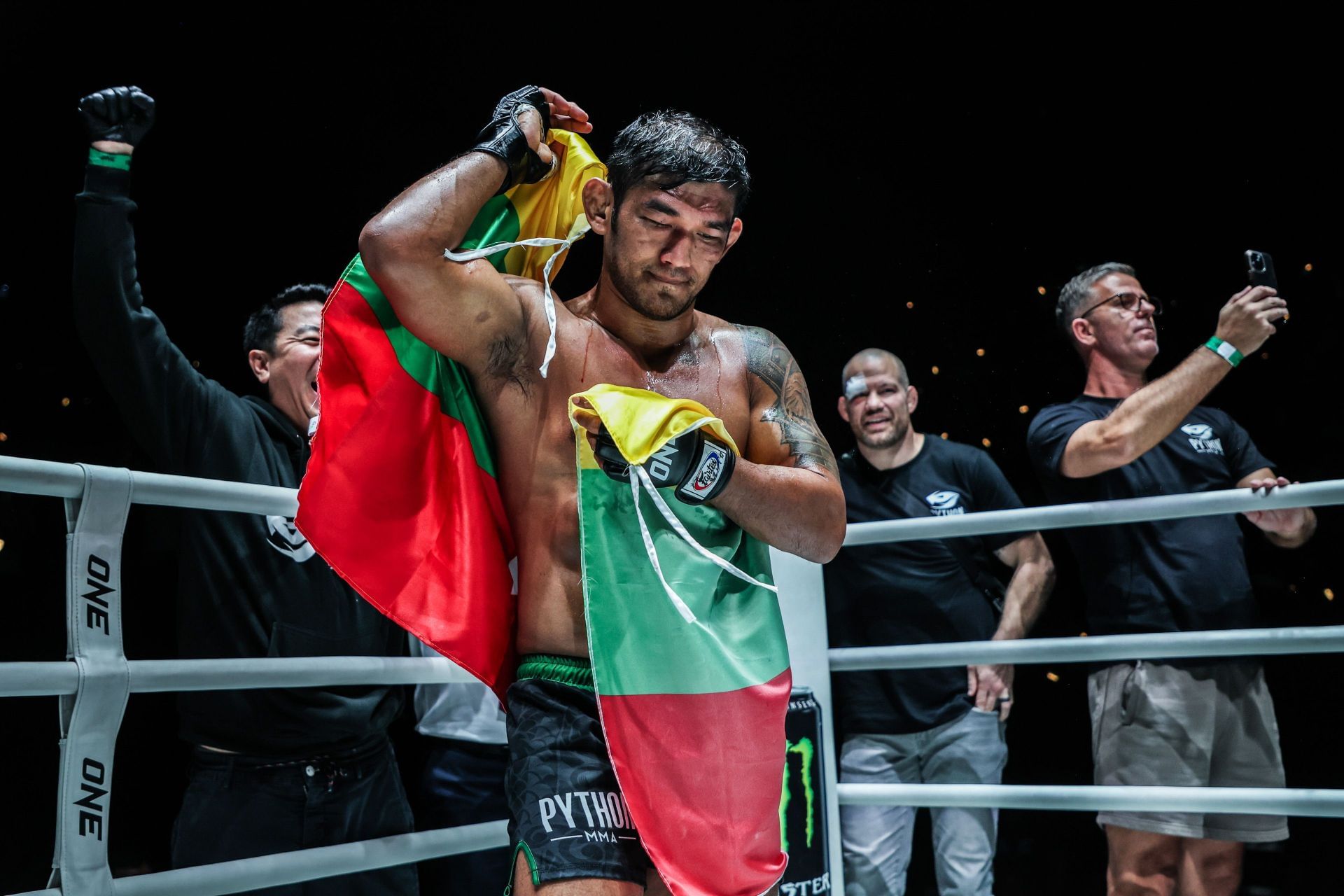 Myanmar legend Aung La N Sang fought one last time at ONE Fight Night 36. [Image: ONE Championship]