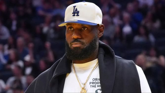 "Trying to play the Lakers' hand - Gilbert Arenas' co-host seemingly accuses LeBron James of faking sciatica injury