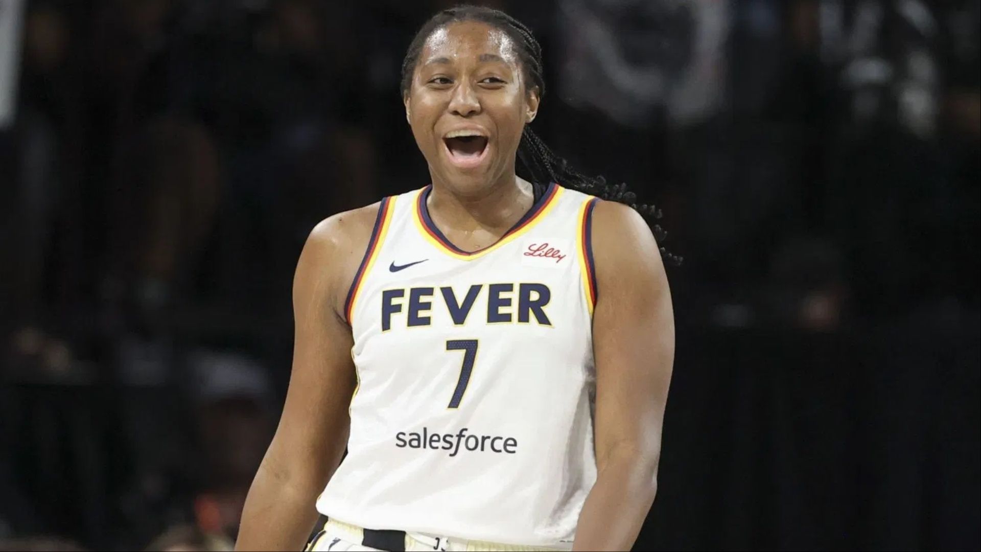 Aliyah Boston pens heart-melting reaction to viral picture with Caitlin Clark, Sophie Cunningham and other Fever team members. (Photo: GETTY)