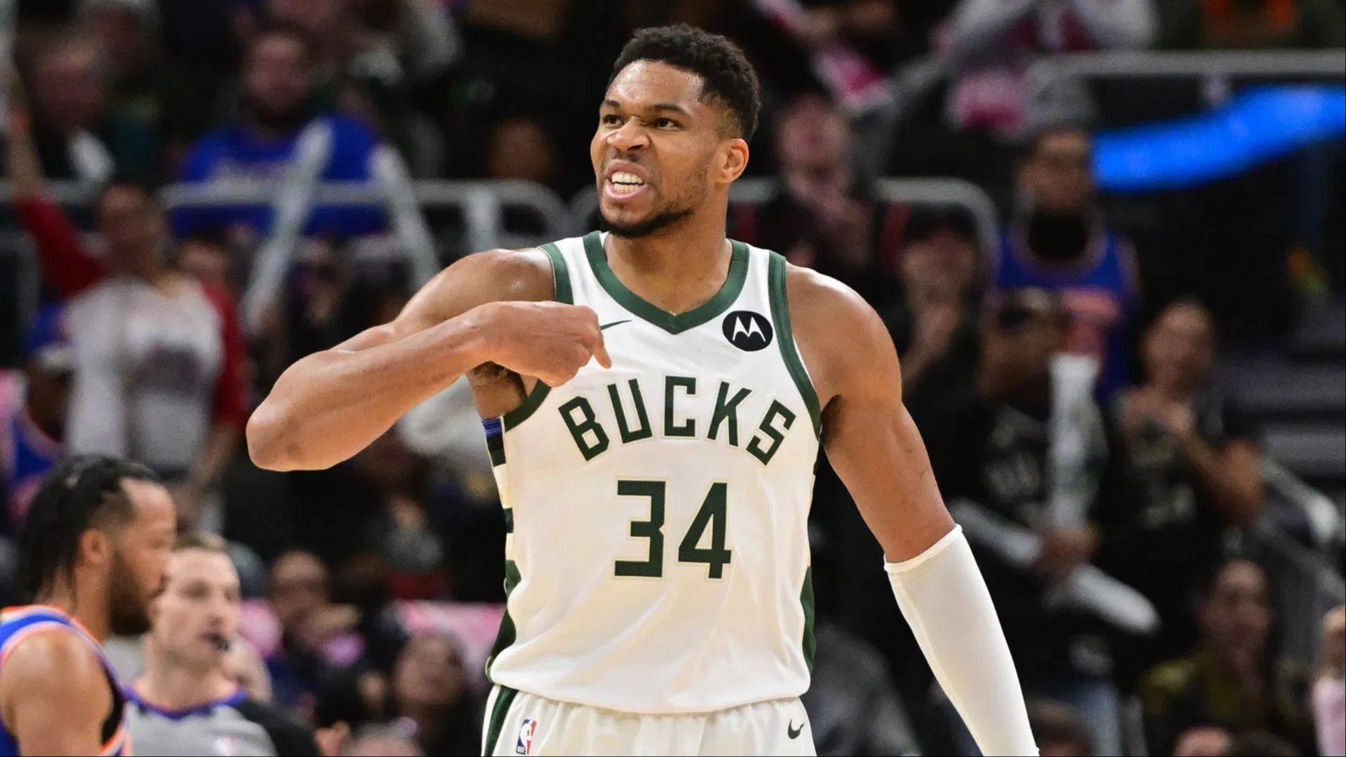 Giannis Antetokounmpo Silences Doubts With 4-Word Message to Milwaukee After Thunderous Dunk. (Photo: IMAGN)