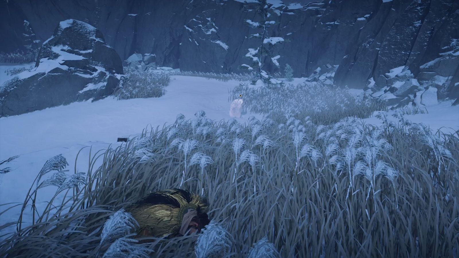 Use the grass as a cover to hide from the bear (Image via Sucker Punch)