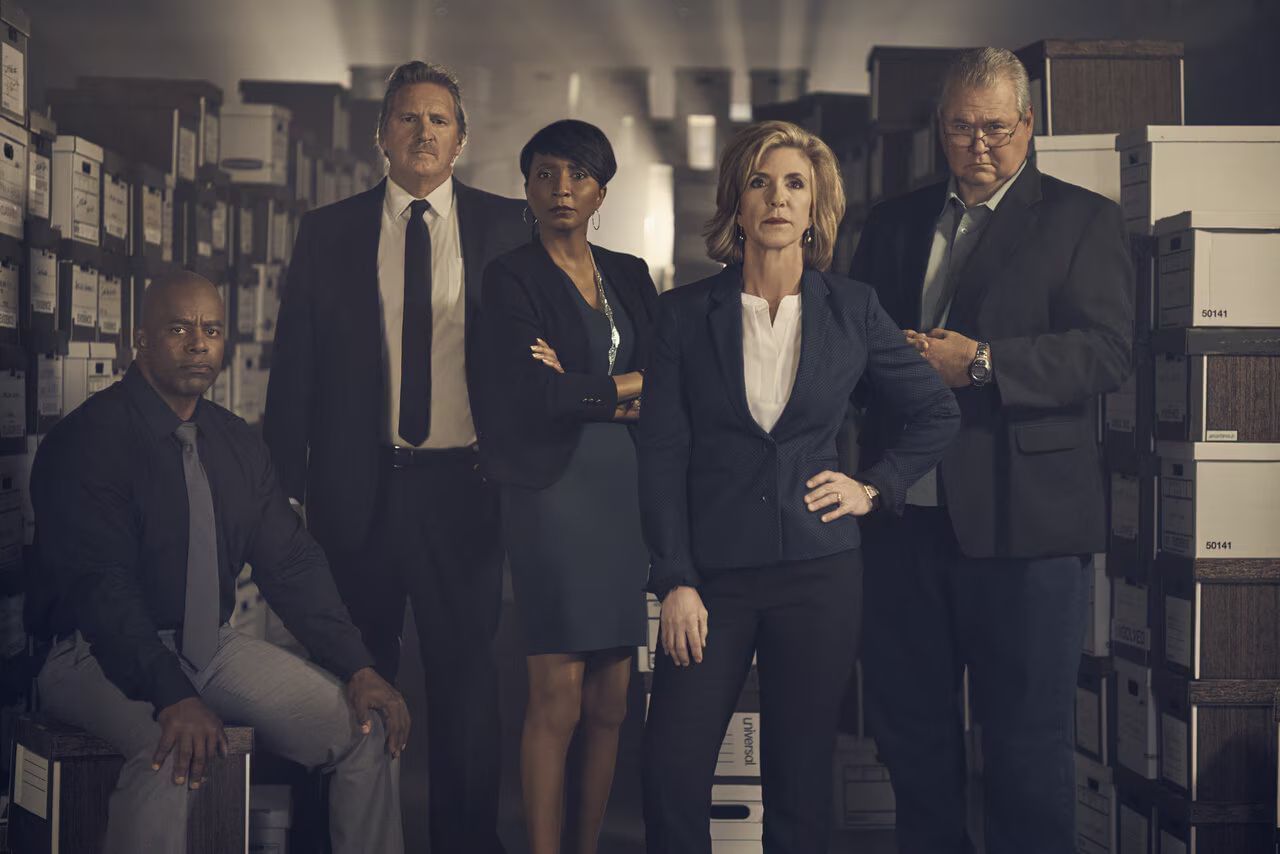 Cold Justice season 8 Tip Line (Image via Oxygen)