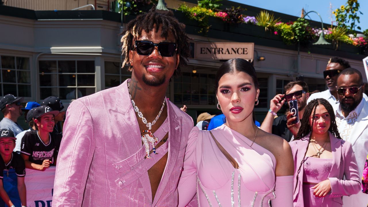 Ronald Acu&ntilde;a Jr.&rsquo;s wife Maria Laborde joins Braves superstar for a swim donning black bikini in tropical waters