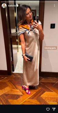 A still taken from Amanda Balionis's Instagram story (via @balionis)