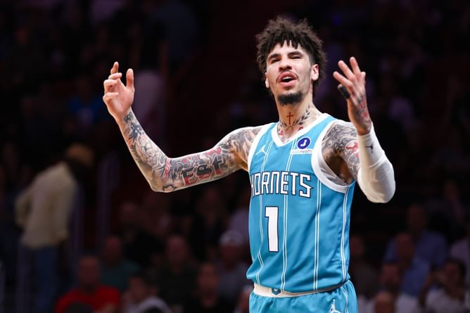 'They Should Suspend Him for One Game" - NBA Fans React To Lamelo Ball's $35,000 Fine for Flipping Off Referee at Hornets Game