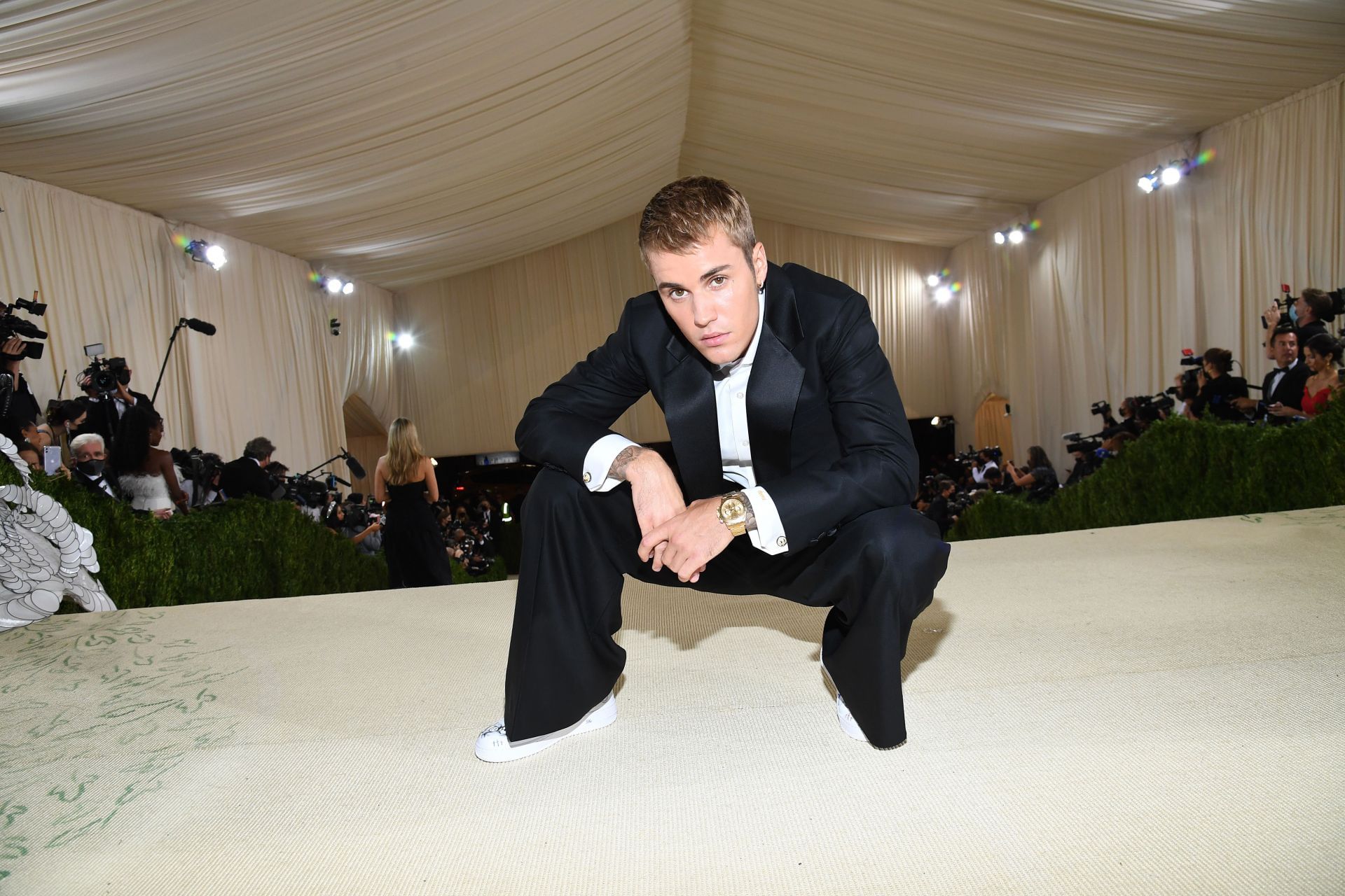 Justin Bieber attends The 2021 Met Gala Celebrating In America: A Lexicon Of Fashion (Image via Getty)
