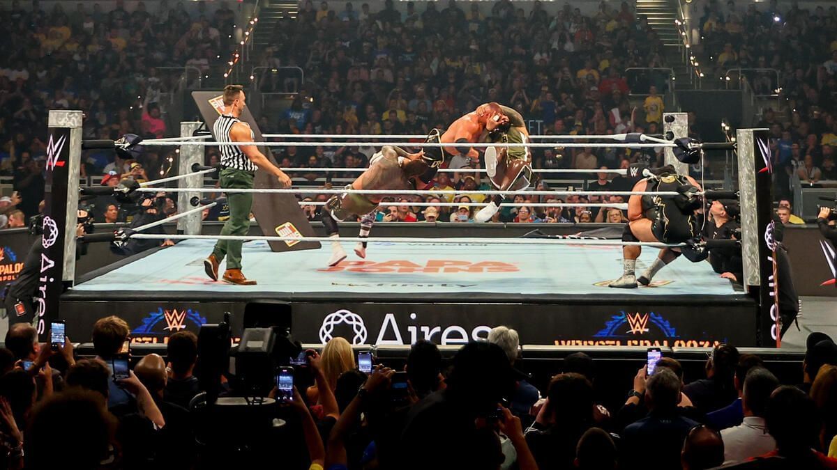 They just reunited, but could the Usos be set to split again? (Credit: WWE.com)