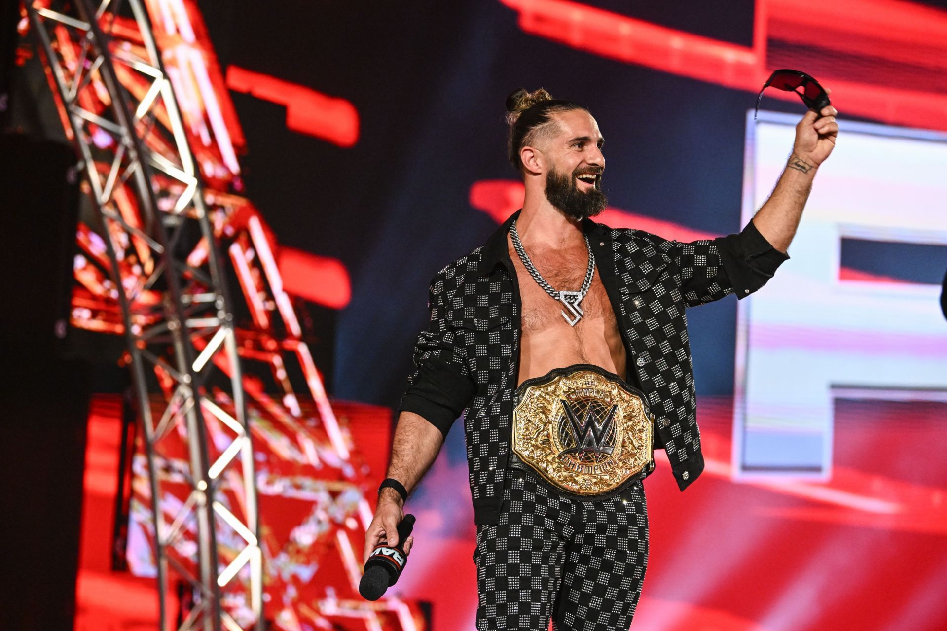 Monday Night RAW - Source: Getty