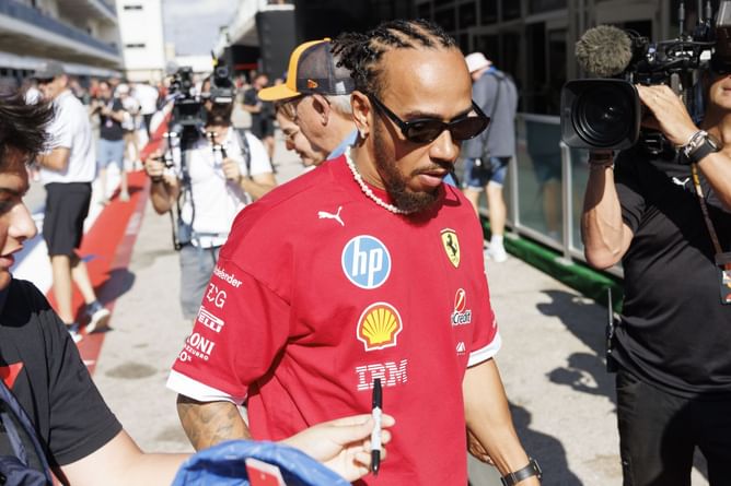 Lewis Hamilton shares an inspirational message for Ferrari after a disastrous F1 US GP sprint shootout