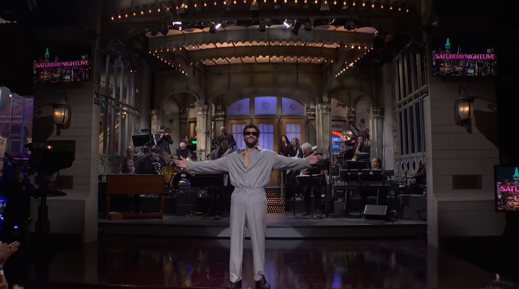 A still from SNL season 51 episode 1 (Image via YouTube/SaturdayNightLive)