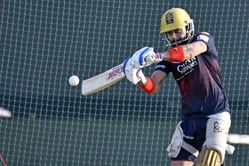When was the last time Virat Kohli scored consecutive ducks in top level cricket before AUS vs IND 2025 series?
