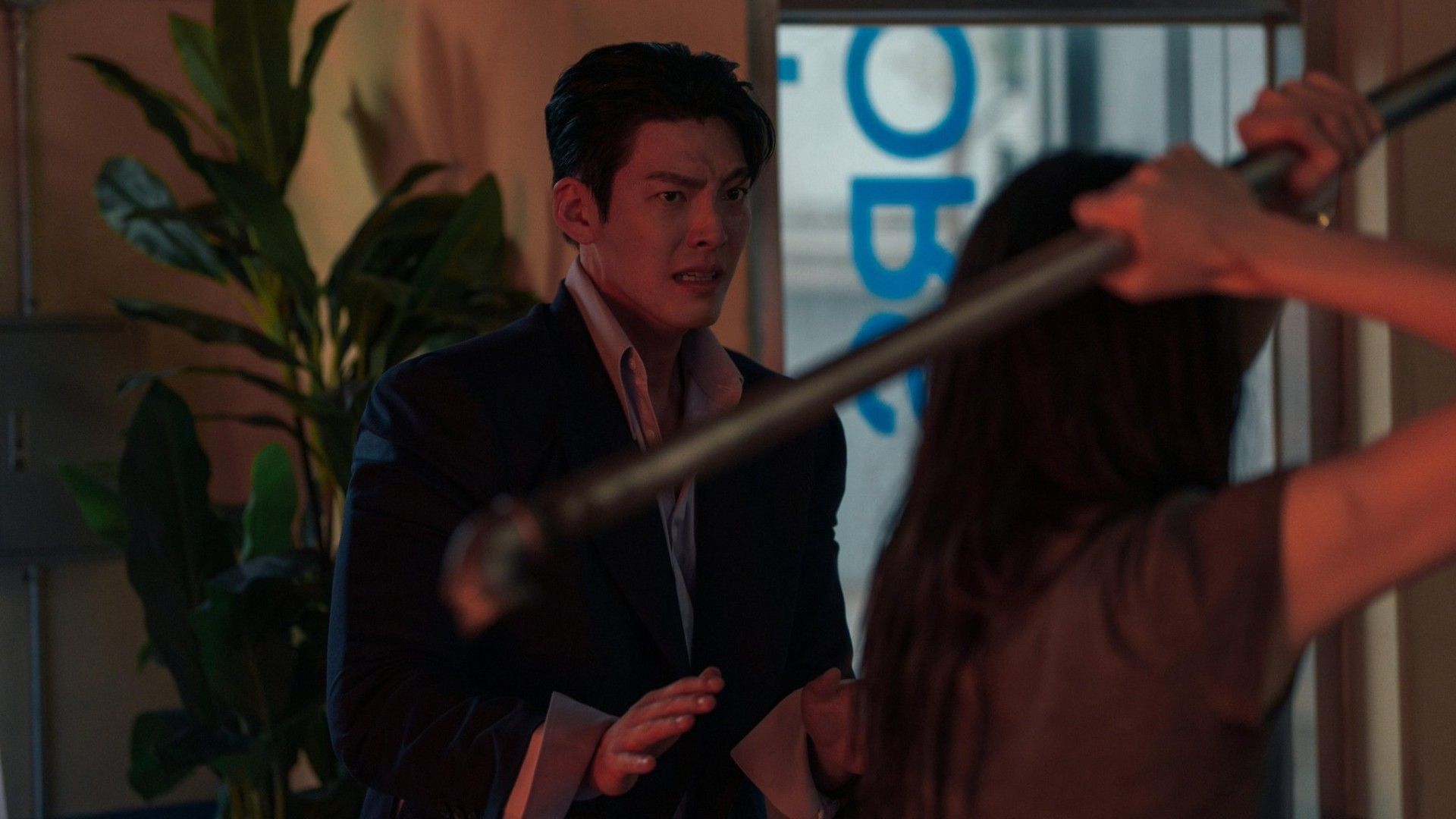 Still from Genie, Make A Wish (Image via Netflix)