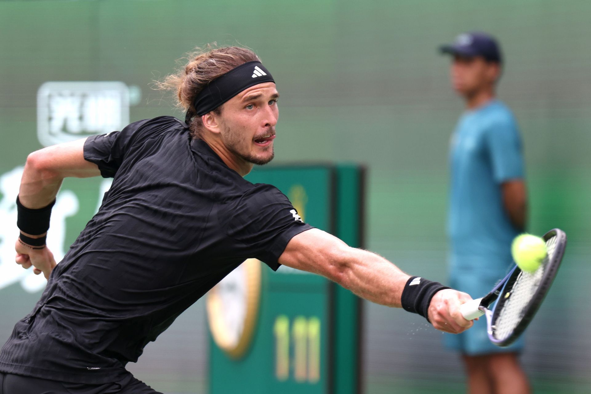 Alexander Zverev returns a ball at Shanghai Masters 2025 | Image Source: Getty