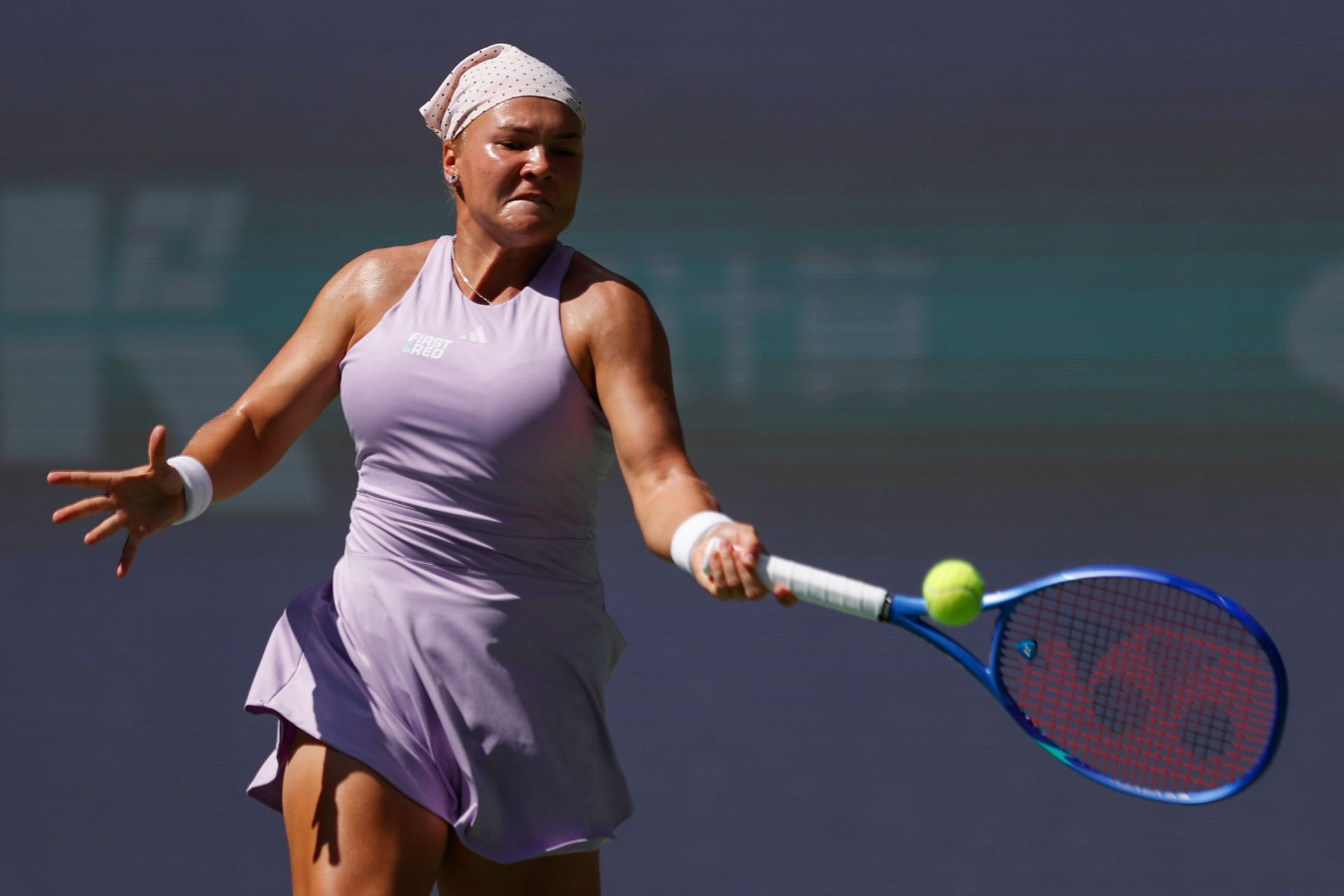 World No. 18 Shnaider hits a forehand | Image Source: Getty