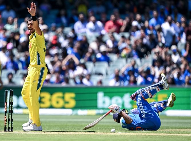 Rohit Sharma frustrated after getting out to a pull off Mitchell Starc for 73 in AUS vs IND 2025 2nd ODI