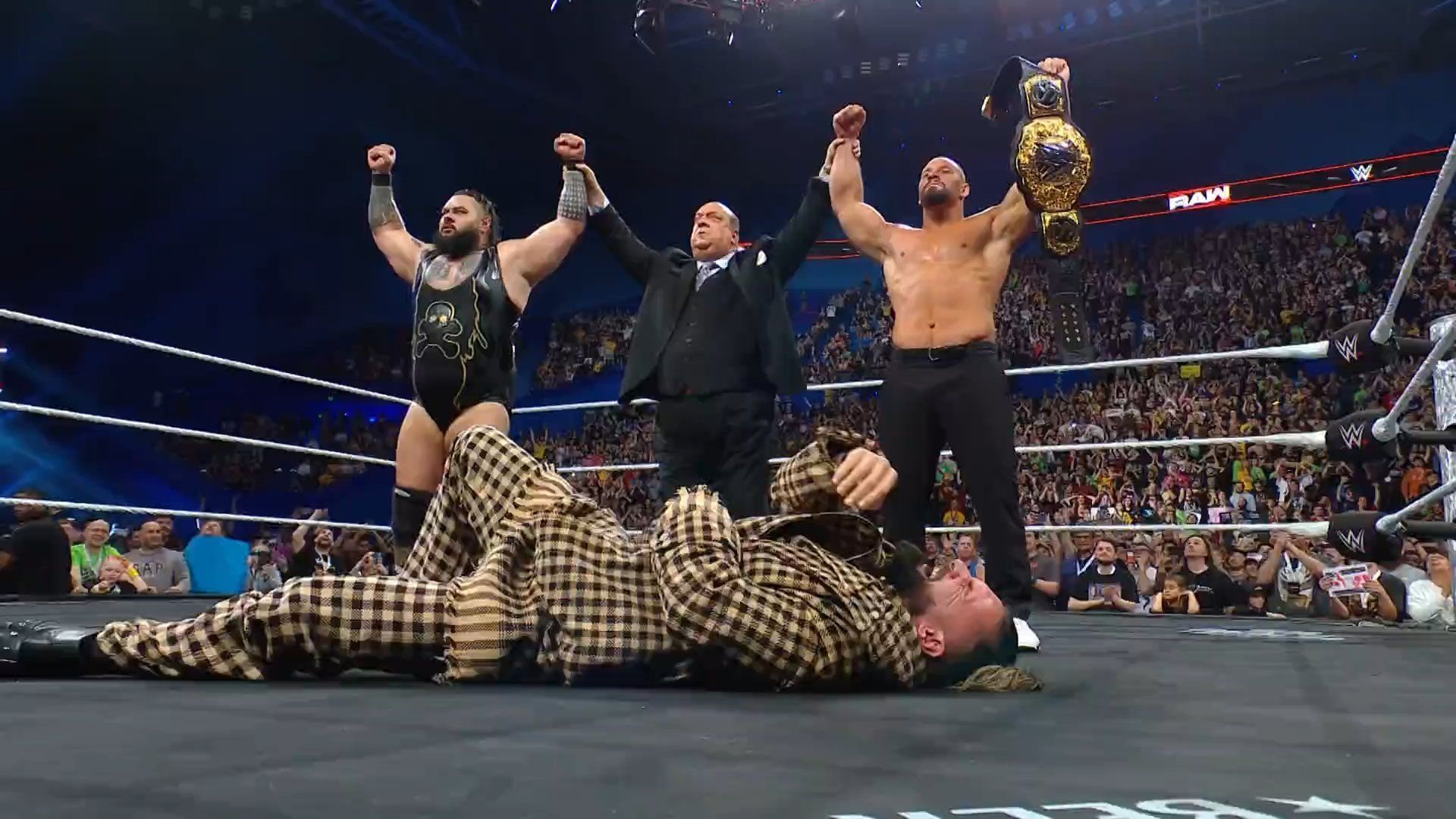 Seth Rollins is in trouble (image via WWE)
