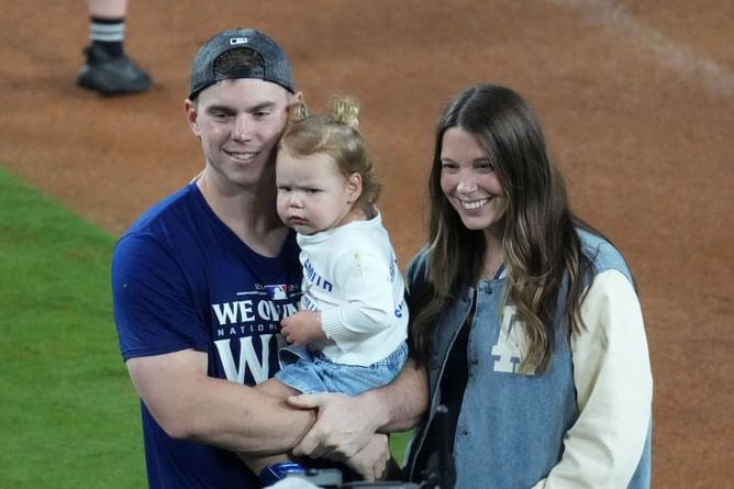 Cody Bellinger and Alex Wood’s wives share touching notes as Will Smith’s spouse celebrates Dodgers’ World Series berth