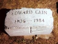 Gein's vandalized grave marker as it appeared in 1999, before thieves stole it. (Image via Wikimedia Commons)