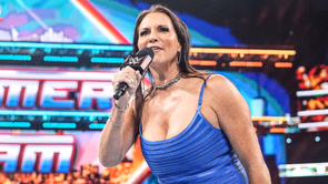 Stephanie McMahon calls out former WWE Champion for his excessive sweating
