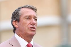 "He's nearly batted at all 11 positions" - Glenn McGrath's stunning statement on Team India star ahead of AUS vs IND 2025 2nd ODI