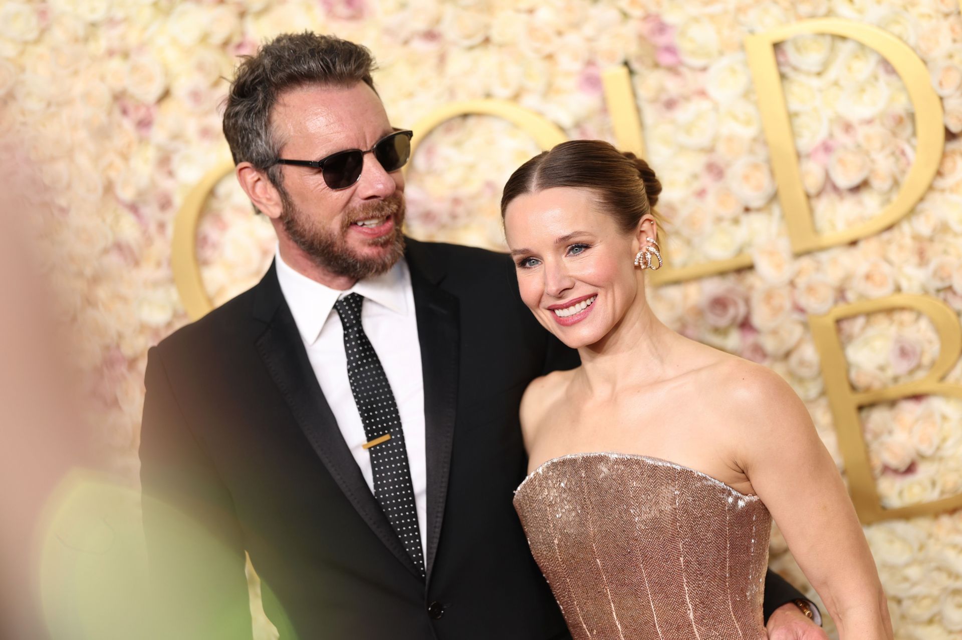 Dax Shepard and Kristen Bell at the 82nd Annual Golden Globe Awards (Image via Getty)