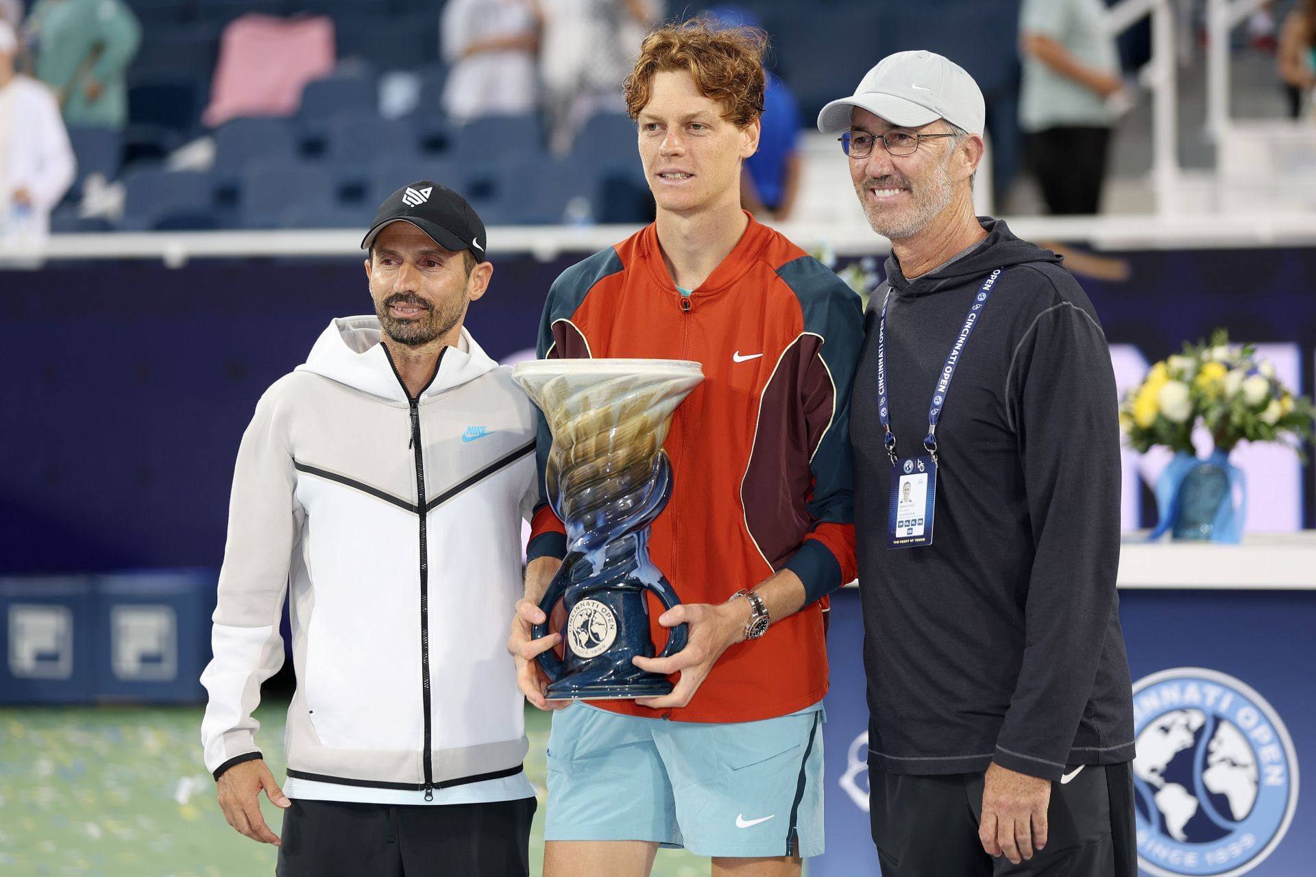 Simone Vagnozzi and Darren Cahill with Sinner at the Cincinnati Open 2024 - Final Day - Source: Getty