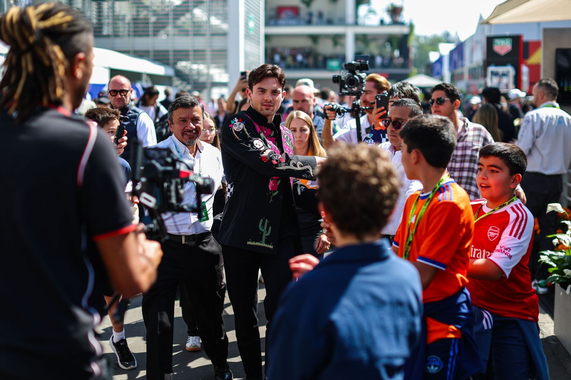 Pato O&#039;Ward greets fans at the F1 Mexico Grand Prix - Practice - Source: Getty