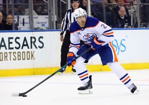Seasoned columnist ridicules Evan Bouchard after Oilers D-man's turnover proves costly vs. Isles