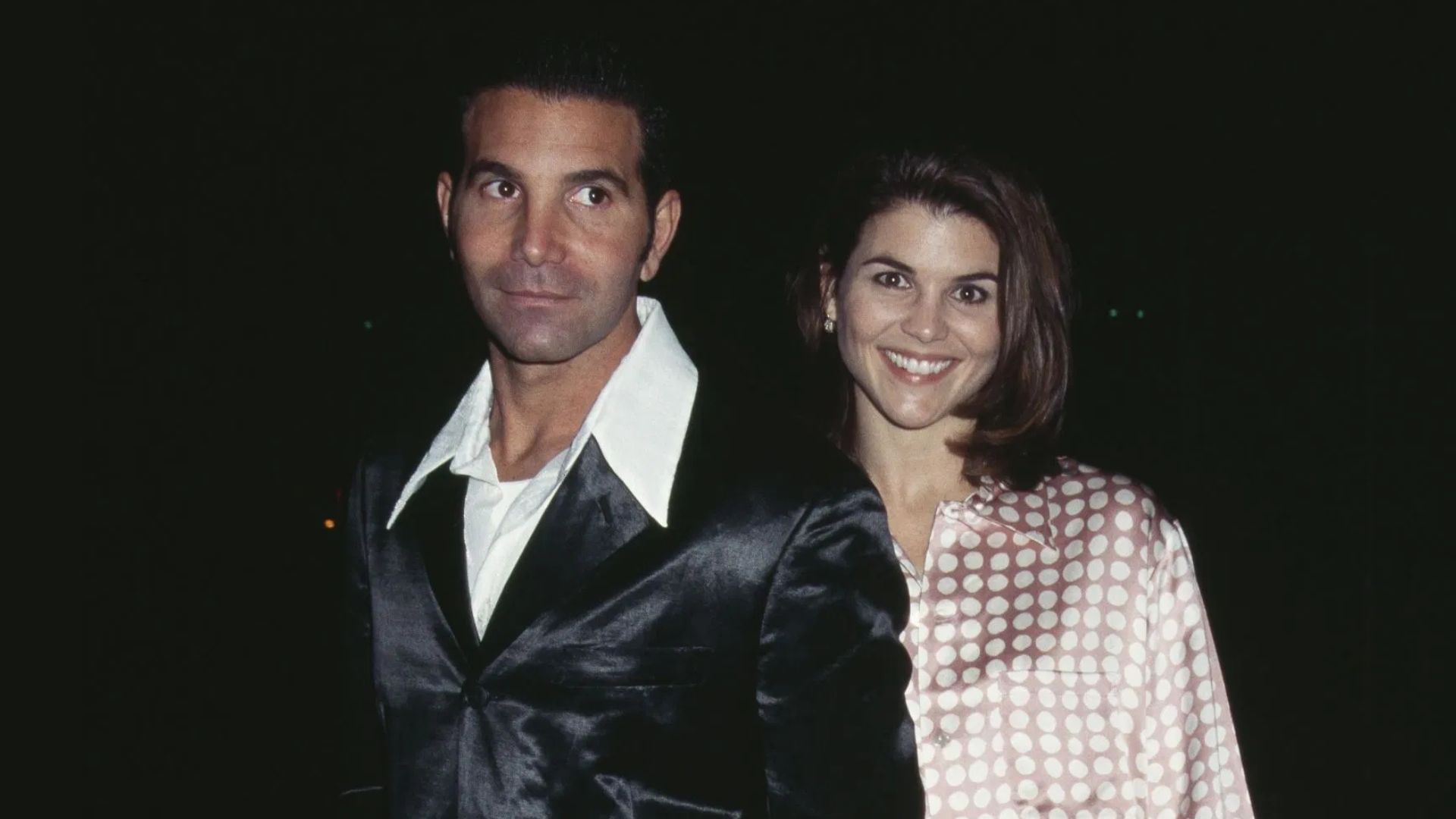 Mossimo Giannulli and Lori Loughlin (Image via Getty Images)