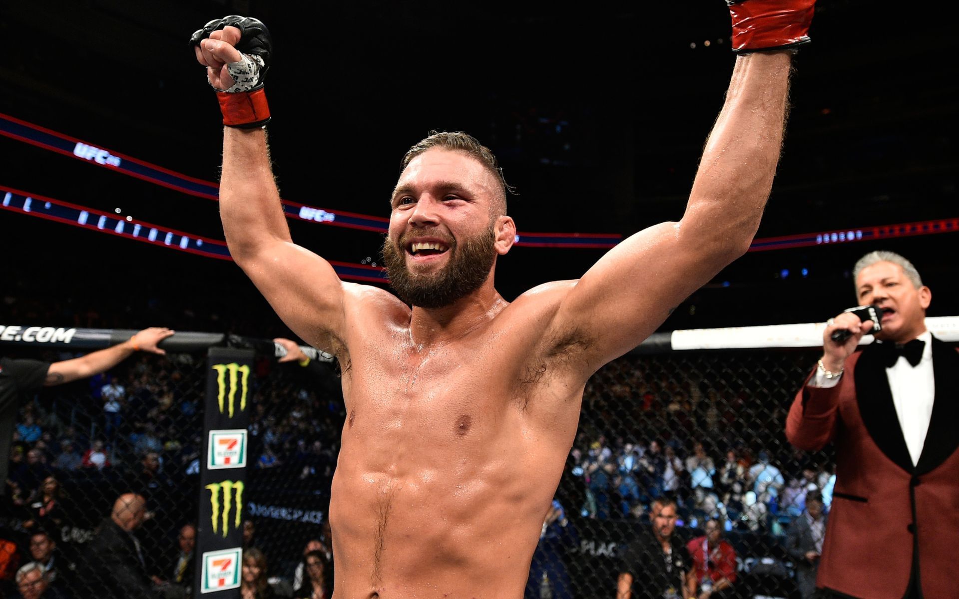 Jeremy Stephens (pictured) celebrating his UFC 215 win. [Image courtesy: Getty Images]