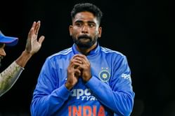 Mohammed Siraj drops a dolly of Matthew Short on 53 off Washington Sundar’s bowling in AUS vs IND 2025 2nd ODI