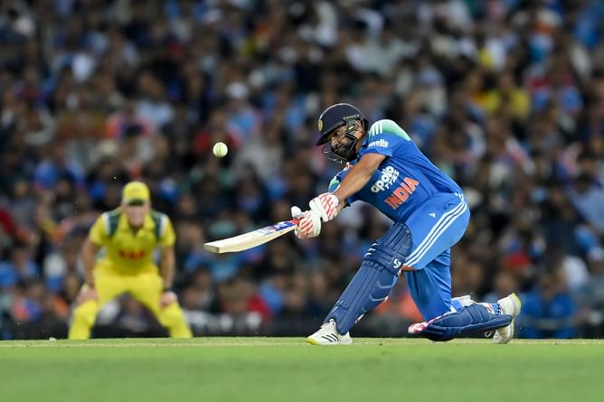 2 Indian players who starred and 1 who flopped in the 3rd ODI vs Australia ft. Rohit Sharma