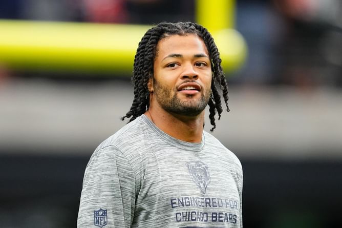 Rome Odunze eyes Randy Moss' record after "hot start" with Bears' 2-2 record