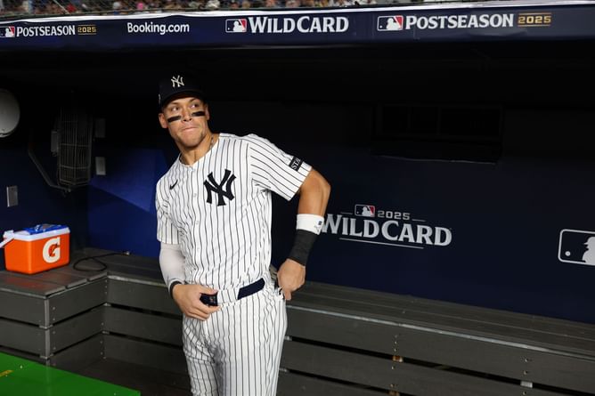 Aaron Judge gives sneak peek at offseason vibes with furry friends and drinks after Yankees' playoff heartbreak