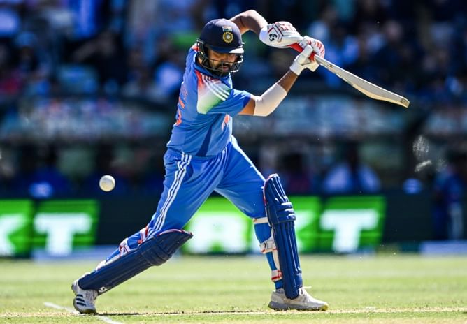 Who said what - top 5 expert reactions on Rohit Sharma's 97-ball 73 in AUS vs IND 2025 2nd ODI ft. Sunil Gavaskar