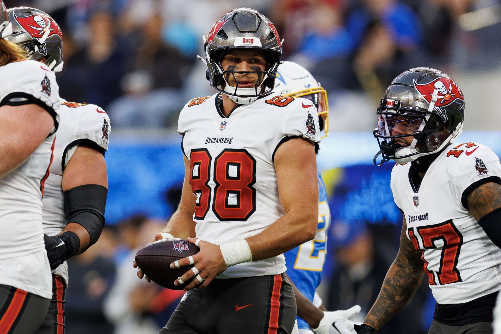 Cade Otton at Tampa Bay Buccaneers v Los Angeles Chargers - Source: Getty