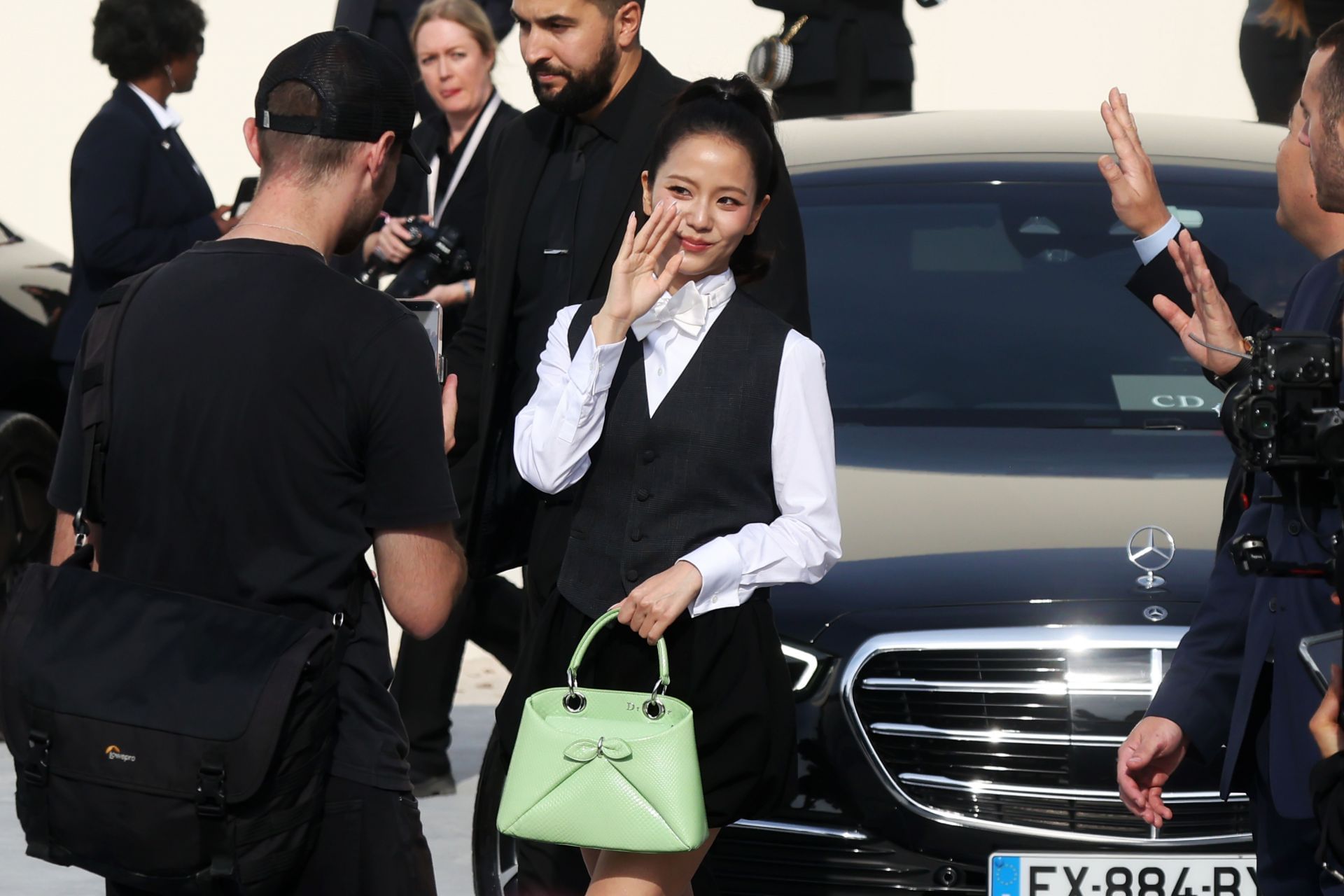 Jisoo for Christian Dior at Paris Fashion Week - Womenswear Spring/Summer 2026 (Image via Getty)