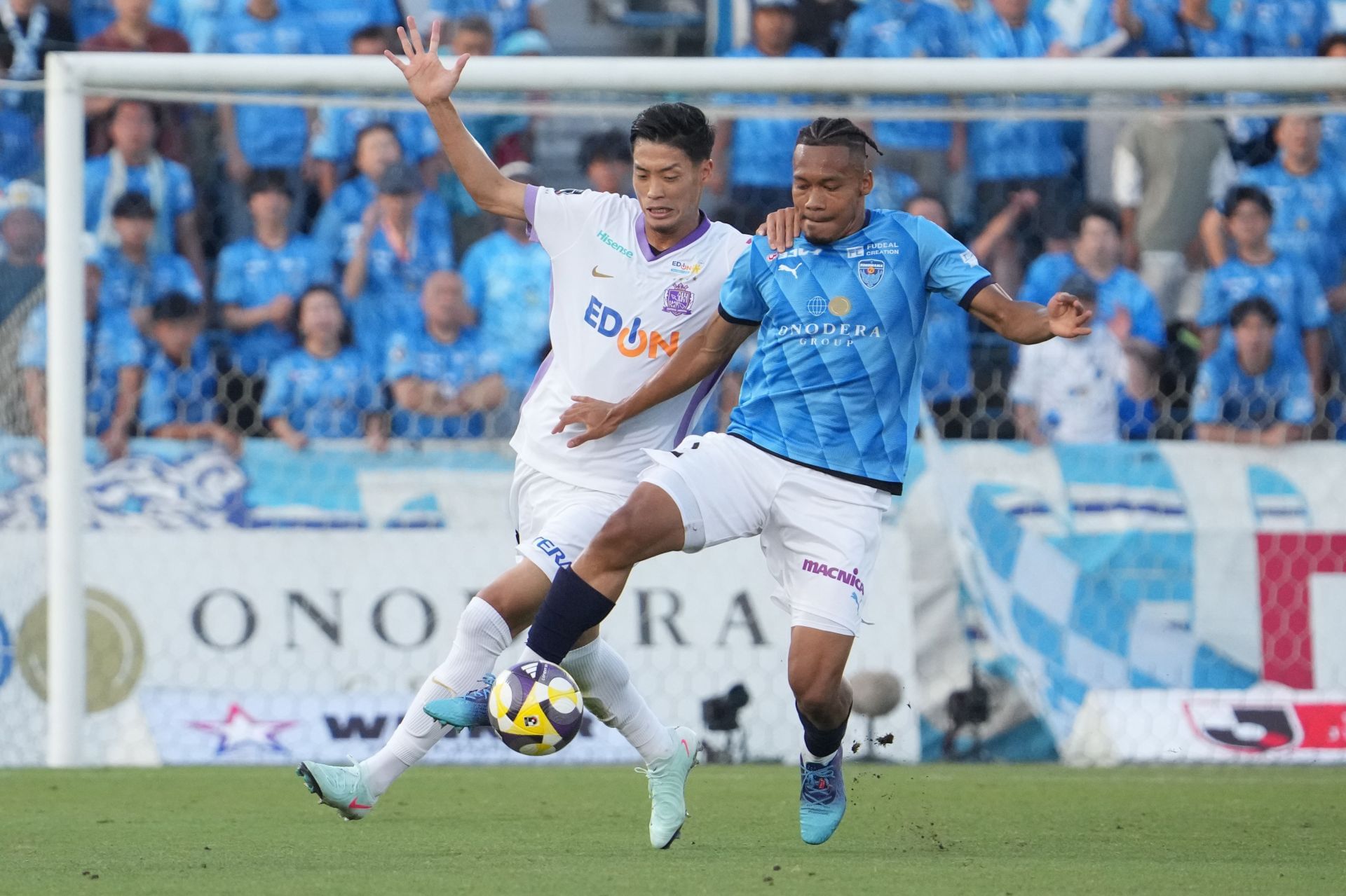 Yokohama FC v Sanfrecce Hiroshima - J.LEAGUE MEIJI YASUDA J1 - Source: Getty