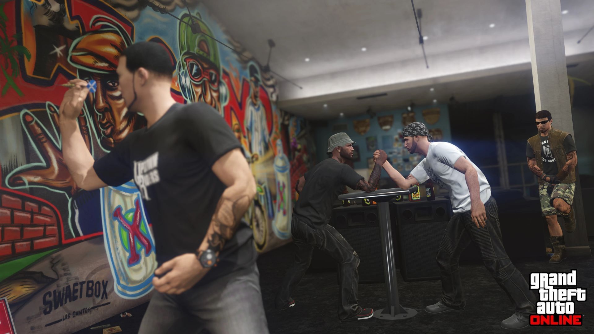 Buildings like restaurants and malls should be freely enterable (Image via Rockstar Games // GTA Wiki)