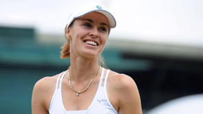 "My mother had me when she was 23... I don't want to be a mother at 40" - When Martina Hingis opened up about her plans to have a family after tennis