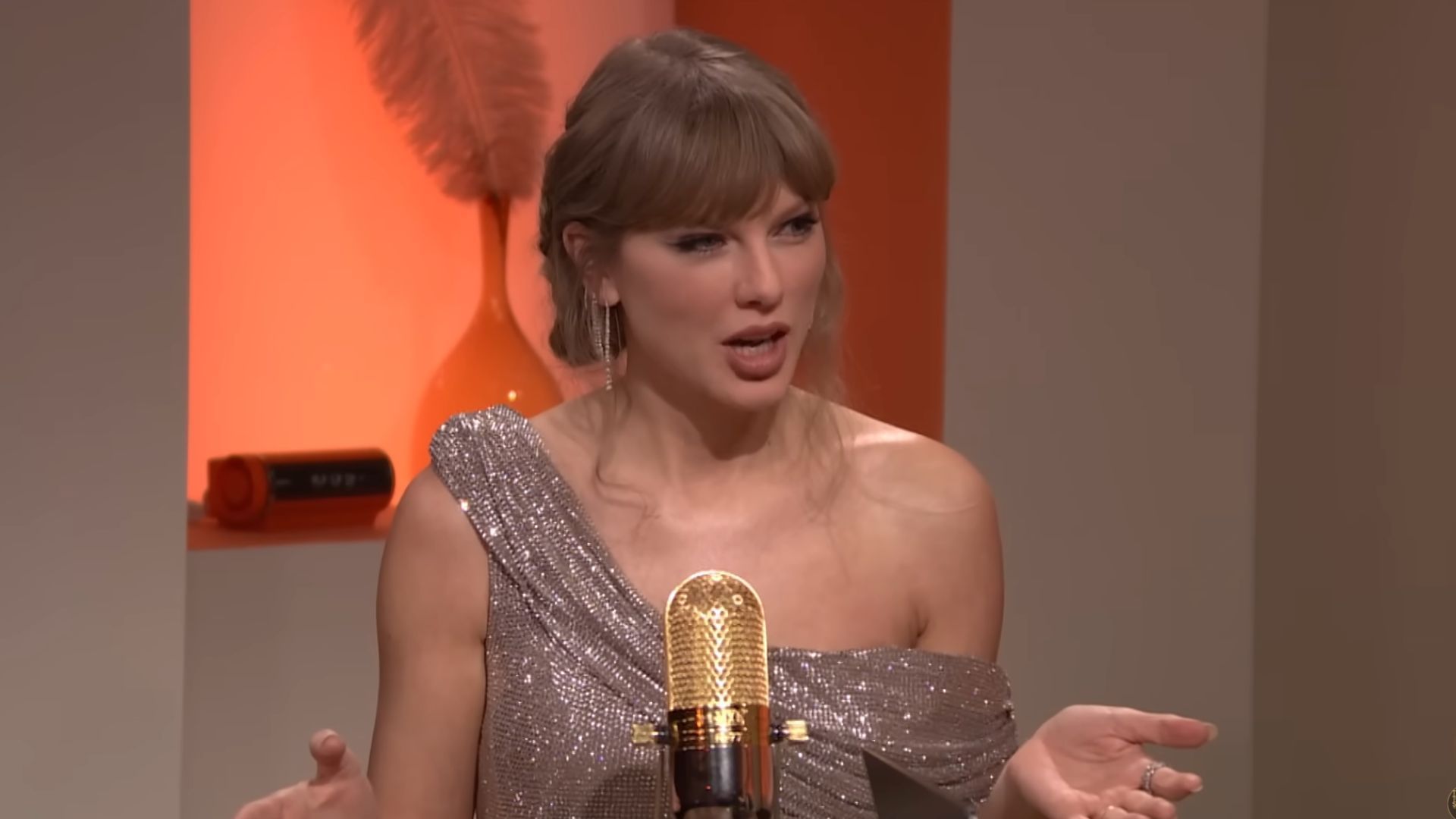 A still from the show (Image via YouTube/@fallontonight)
